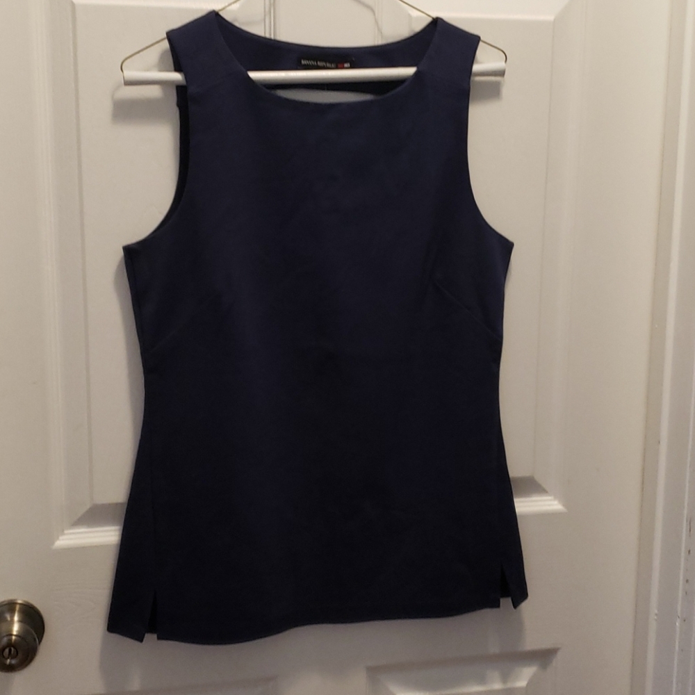 NWT Women's sleeveless top